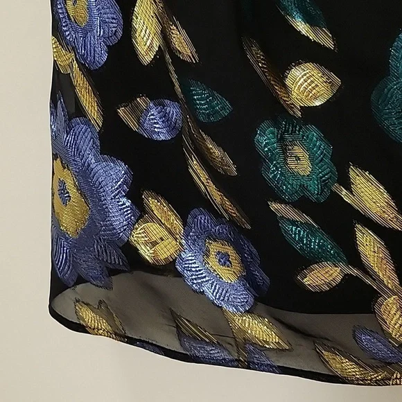 NWT Lovers and Friends Baby Doll Metallic Floral Rhode Cami Tank Top Size Medium - Picture 9 of 16